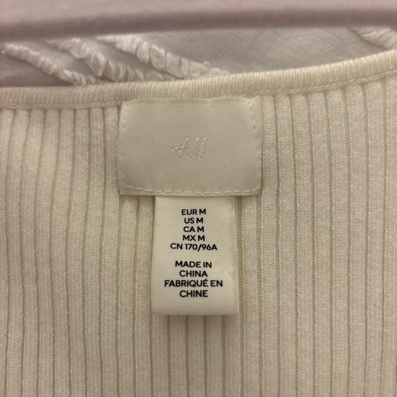 H&M Cream Ribbed Blouse - Picture 2 of 2